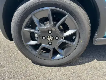 Photo 9 Suzuki Ignis  1.2 Dualjet Hybrid 83ch Privilège