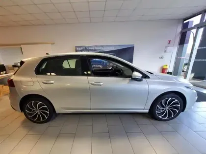 Photo 18 Volkswagen Golf  1.0 TSI OPF 110ch Life Business