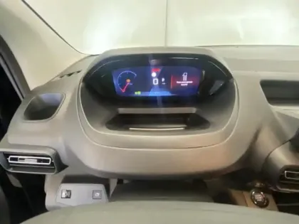 Photo 14 Peugeot Partner  M Diesel 130ch automatique Pack Premium Connect