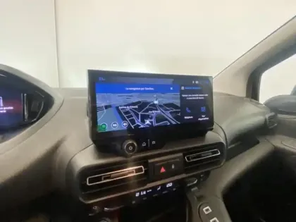 Photo 13 Peugeot Partner  M Diesel 130ch automatique Pack Premium Connect