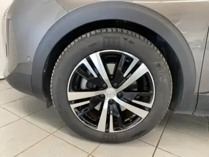 Photo 8 Peugeot 3008  Plug-in Hybrid 225ch Allure Pack e-EAT8