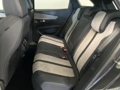 Photo 12 Peugeot 3008  Plug-in Hybrid 225ch Allure Pack e-EAT8