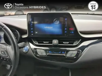 Photo 14 Toyota C-HR  122h Distinctive 2WD E-CVT