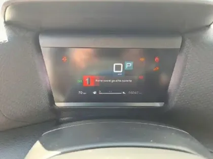 Photo 12 Citroën C4  PureTech 130ch S&S Feel Pack EAT8