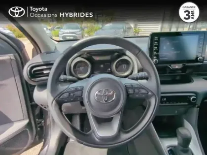Photo 8 Toyota Yaris  116h Design 5p MC24