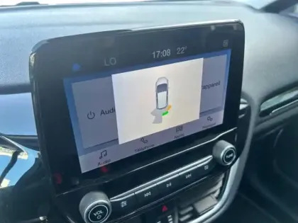 Photo 13 Ford Fiesta  1.0 EcoBoost Hybrid 125ch Titanium Business 5p