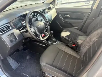 Photo 8 Dacia Duster  1.3 TCe 150ch FAP  Journey 4x2 EDC