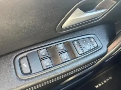 Photo 11 Dacia Duster  1.3 TCe 150ch FAP  Journey 4x2 EDC