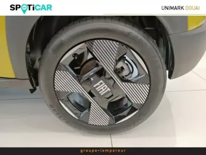 Photo 12 Fiat Panda Grande  1.2 Hybrid Turbo 110ch La Prima eDCT6