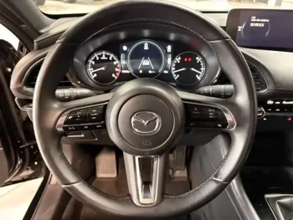 Photo 13 Mazda Mazda3 Mazda 3 2.5 e-SKYACTIV-G M-Hybrid 140ch Homura 2025