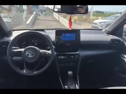 Photo 12 Toyota Yaris  Cross Trail Pano MY22 Marchepied 116h AWD-i