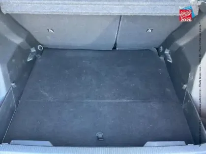 Photo 13 Peugeot 2008  e- 136ch Active