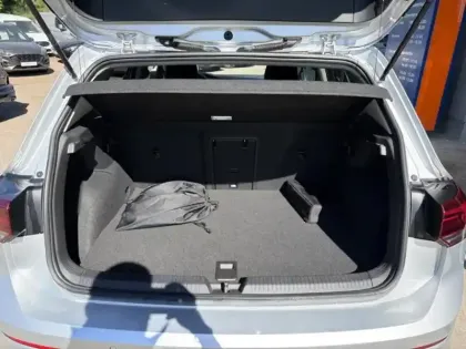 Photo 12 Volkswagen Golf  1.4 eHybrid OPF 204ch Style DSG6