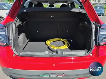 Photo 5 Fiat 600  e 156ch 54kWh Red