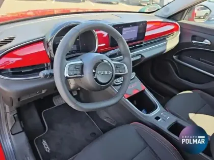 Photo 7 Fiat 600  e 156ch 54kWh Red