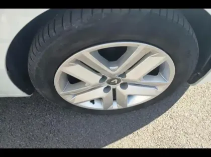 Photo 12 Renault Clio  Réversible 1.5 Blue dCi 100ch Evolution