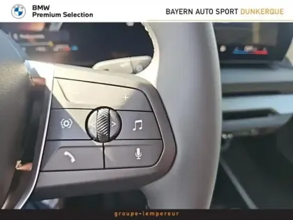 Photo 14 BMW Serie 1 Série 1 116A 122ch M Sport Design DKG7