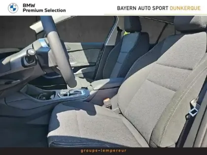 Photo 8 BMW Serie 1 Série 1 116A 122ch M Sport Design DKG7