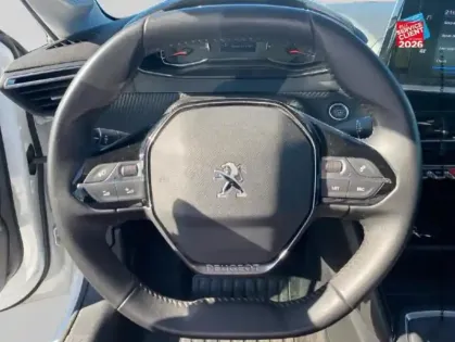 Photo 11 Peugeot 208  1.5 BlueHDi 100ch S/S Active CarPlay