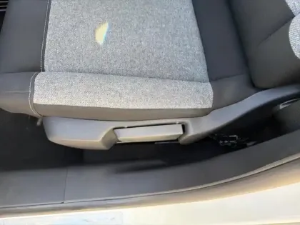 Photo 12 Citroën C3  1.2 PureTech 110ch S&S C-Series 120-121g