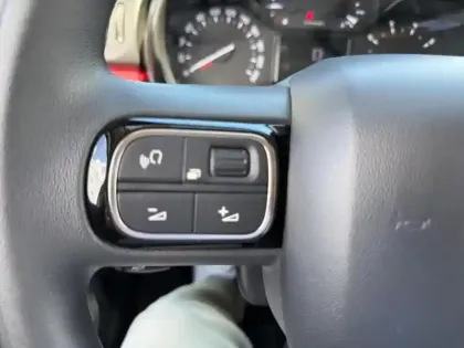 Photo 14 Citroën C3  1.2 PureTech 110ch S&S C-Series 120-121g