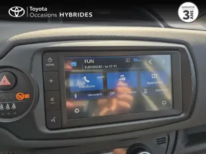 Photo 14 Toyota Yaris  100h 20ème Anniversaire 5p MY19