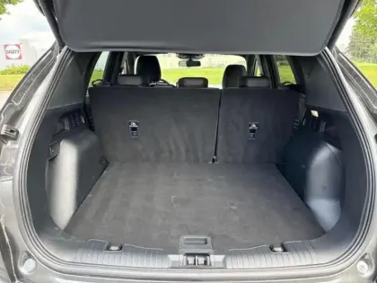 Photo 8 Ford Kuga  2.5 Duratec 180ch Hybrid FlexiFuel ST-Line X Powershift