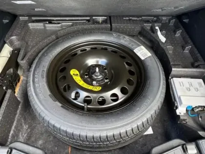 Photo 9 Ford Kuga  2.5 Duratec 180ch Hybrid FlexiFuel ST-Line X Powershift