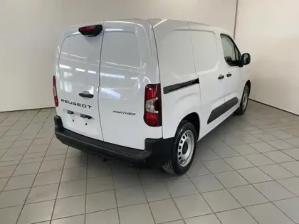 Photo 5 Peugeot Partner  M Diesel 130ch automatique Pack Premium Connect