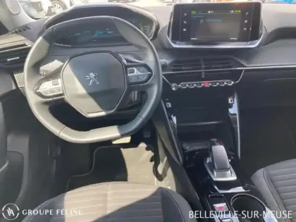 Photo 7 Peugeot 2008  e- 136ch Style