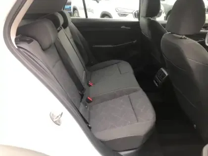 Photo 7 Volkswagen Golf  1.0 TSI OPF 110ch Life Plus