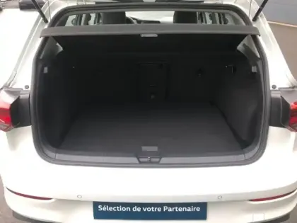 Photo 11 Volkswagen Golf  1.0 TSI OPF 110ch Life Plus