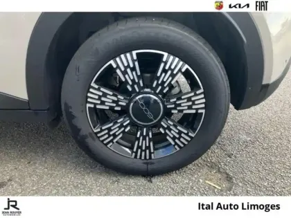 Photo 10 Fiat 600  1.2 Hybrid Turbo 110ch Icône eDCT6