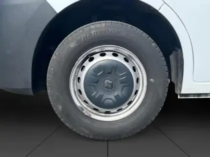 Photo 10 Renault Master  Fg F3500 L3H3 2.3 Blue dCi 135ch Confort Euro6E