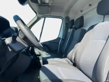 Photo 13 Renault Master  Fg F3500 L3H3 2.3 Blue dCi 135ch Confort Euro6E