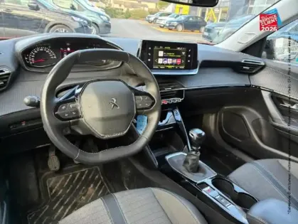 Photo 14 Peugeot 2008  1.5 BlueHDi 110ch S&S Allure