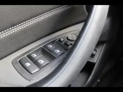 Photo 9 BMW X1  sDrive18dA 150ch xLine Euro6d-T