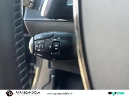 Photo 14 Peugeot 2008  1.2 PureTech 130ch S&S Allure EAT8
