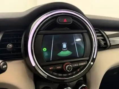 Photo 12 Mini Mini  5 Portes Cooper 136ch Edition Greenwich BVA7 112g