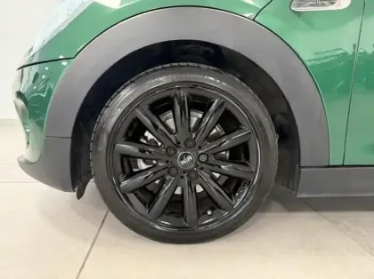 Photo 8 Mini Mini  5 Portes Cooper 136ch Edition Greenwich BVA7 112g