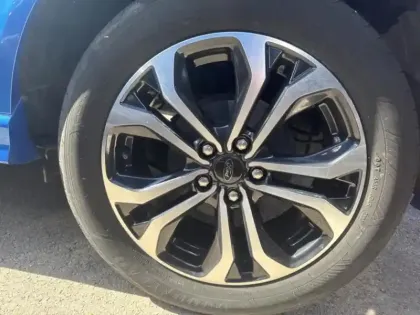 Photo 8 Ford Puma  1.0 Flexifuel 125 ch S&S mHEV ST-Line