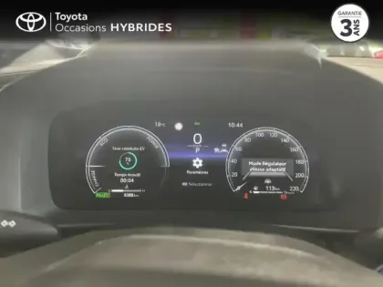 Photo 13 Toyota C-HR  1.8 Hybride 140ch Design Pack Confort