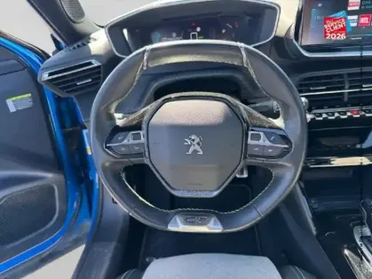 Photo 26 Peugeot 2008  e- 136ch GT Pack