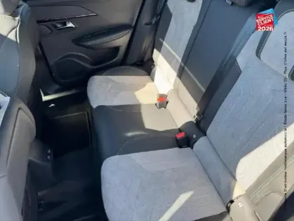 Photo 10 Peugeot 2008  e- 136ch GT Pack