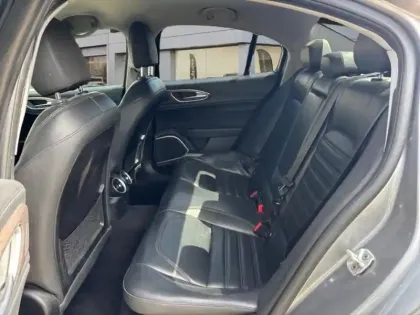 Photo 9 Alfa Romeo Giulia  2.2 JTD 180ch Super