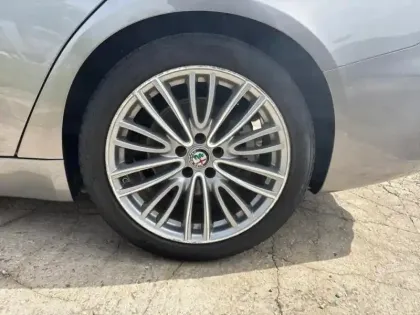 Photo 10 Alfa Romeo Giulia  2.2 JTD 180ch Super