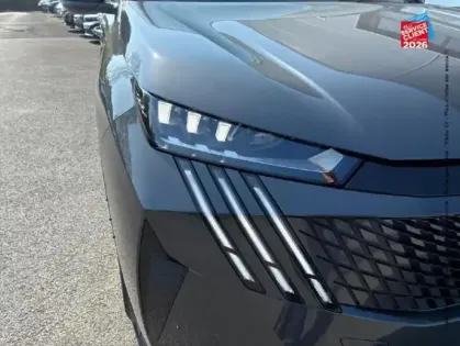 Photo 12 Peugeot 3008  1.2 Hybrid 145ch GT e-DCS6