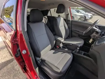 Photo 7 Hyundai I20  1.2 84ch Intuitive