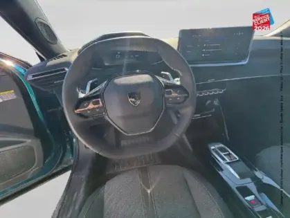 Photo 26 Peugeot 2008  1.2 Hybrid 145ch Allure e-DCS6 CarPlay