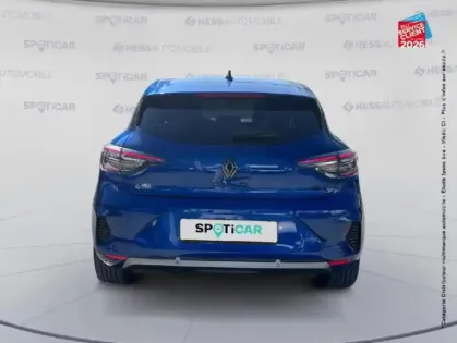 Photo 6 Renault Clio  1.6 E-Tech 145ch full hybrid esprit Alpine - 25 Camera GPS